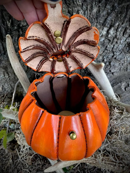 🔥 New Hot Selling 🎃 Pumpkin Leather Foraging Pouch