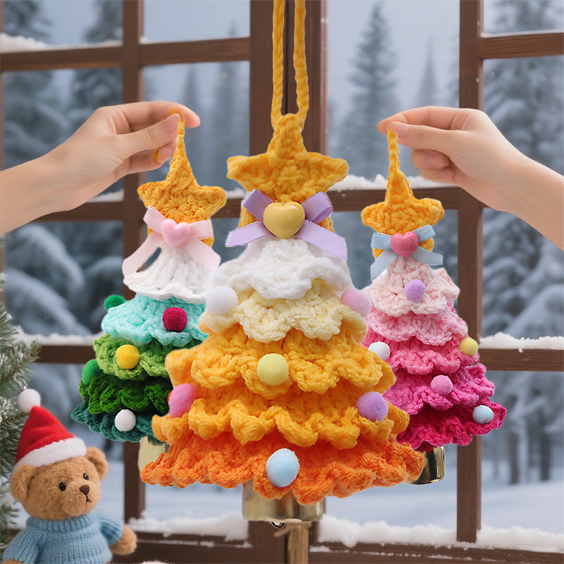 🌲 Knitted Christmas Tree Bell Decoration